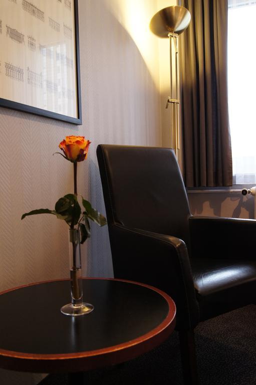 Berlin Plaza Hotel Am Kurfuerstendamm Bilik gambar