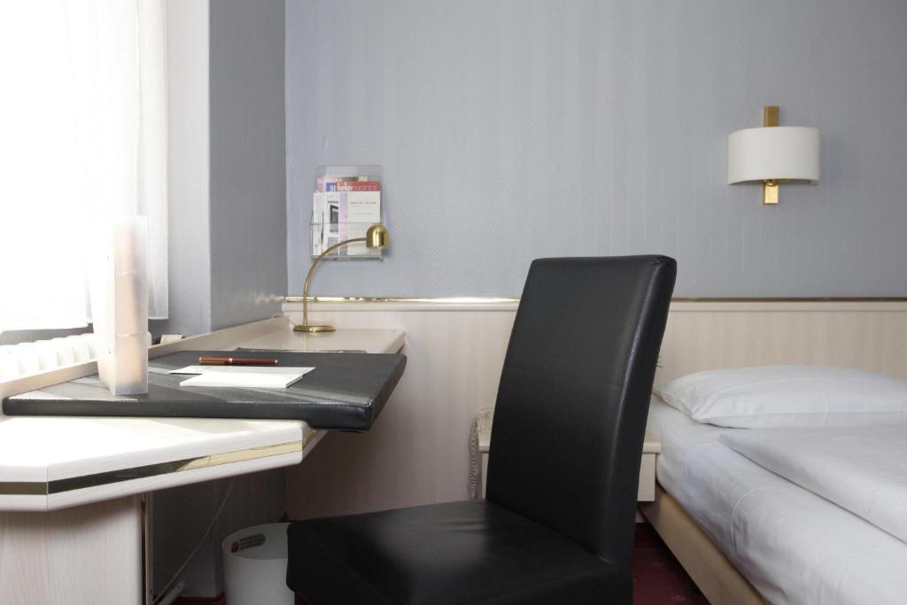 Berlin Plaza Hotel Am Kurfuerstendamm Bilik gambar
